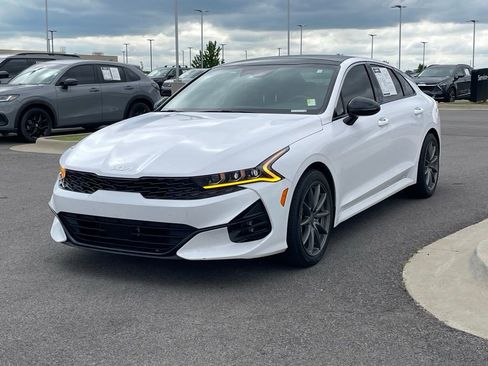 Used 2022 Kia K5 GT-Line w/ GT-Line Awd Premium Package image 3