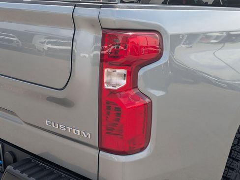 Certified 2025 Chevrolet Silverado 1500 Custom Trail Boss w/ LPO, Dark Essentials Package image 12