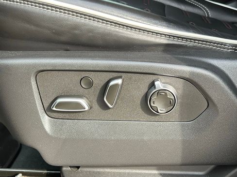 Used 2022 GMC Sierra 1500 AT4X image 27