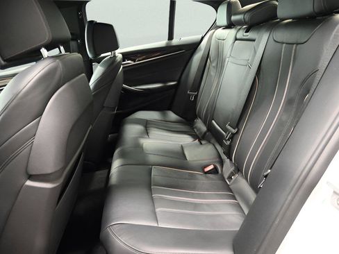 Used 2017 BMW 540i xDrive AWD/4WD image 14