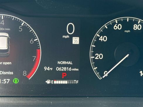 Used 2024 Honda Pilot Touring image 27
