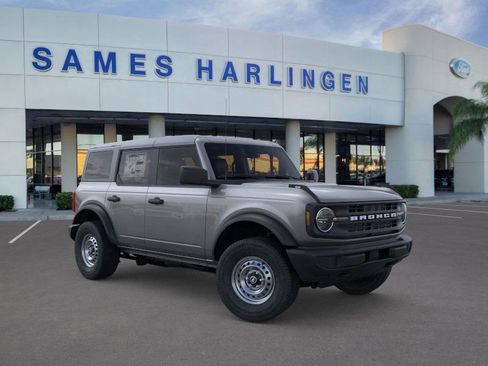 New 2025 Ford Bronco Base image 7