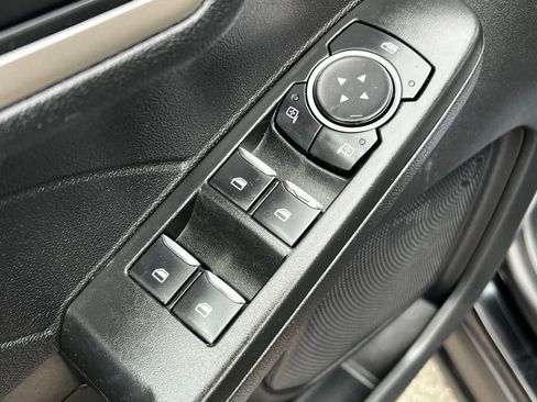 Certified 2022 Ford Escape SE w/ Convenience Package image 14