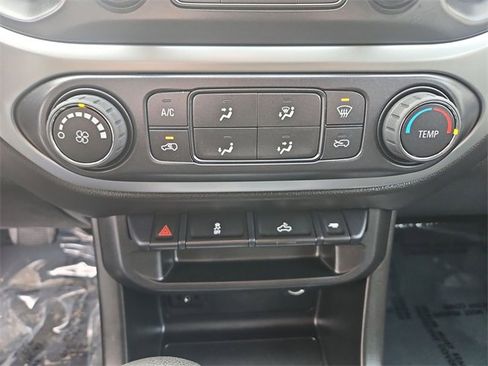 Certified 2022 Chevrolet Colorado LT image 17