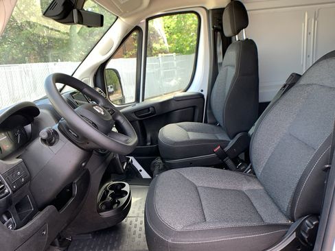 Used 2024 RAM ProMaster 2500 w/ Safety Group FWD image 13