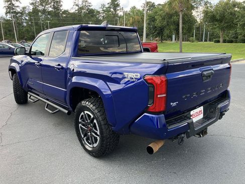 Certified 2024 Toyota Tacoma TRD Sport w/ TRD Sport Upgrade Package AWD/4WD image 3