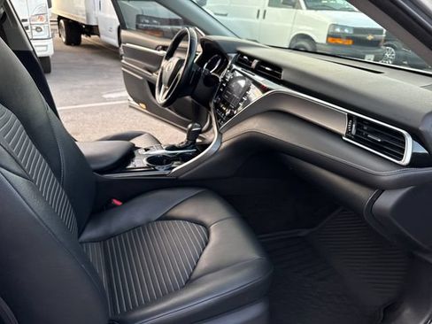 Used 2018 Toyota Camry SE w/ Audio Package FWD image 35