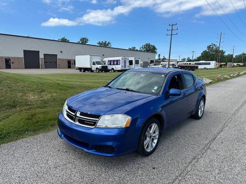 Used 2012 Dodge Avenger SXT w/ Rallye Appearance Group FWD image 1