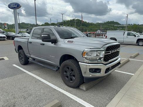 Used 2023 RAM 2500 Big Horn w/ Level 1 Equipment Group AWD/4WD image 4