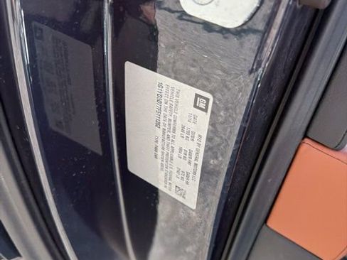 Used 2015 Chevrolet Corvette Stingray Convertible w/ 2LT Preferred Equipment Group image 10