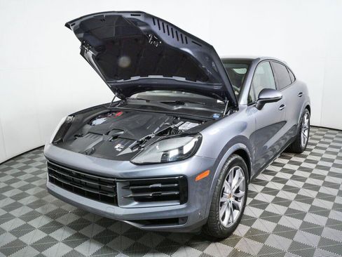 New 2026 Porsche Cayenne Coupe AWD/4WD image 35