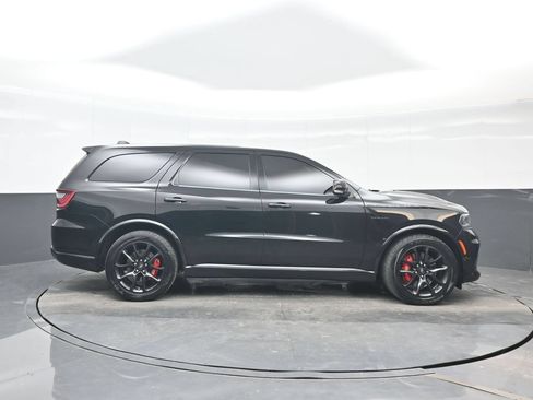 Used 2022 Dodge Durango R/T w/ Tow 'N Go Package AWD/4WD image 7