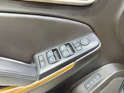 Used 2020 GMC Yukon Denali w/ Denali Ultimate Package image 38