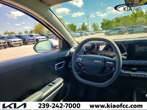 New 2026 Kia K4 FWD image 19