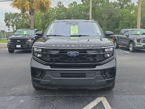 Certified 2025 Ford Expedition Active RWD image 8