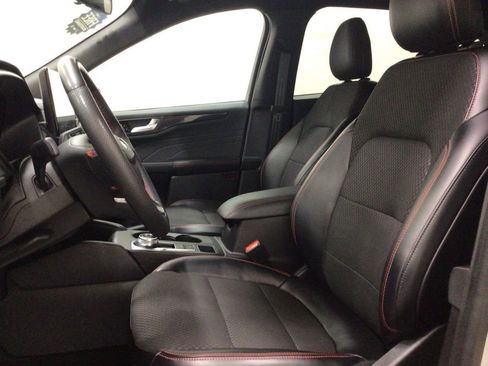 Used 2023 Ford Escape ST-Line w/ Tech Pack #1 image 9