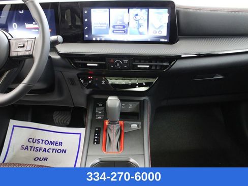 New 2026 Nissan Kicks SR w/ SR Premium Package image 19