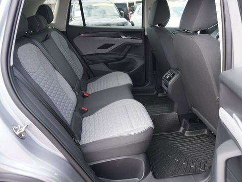 Used 2025 Volkswagen Tiguan S image 20