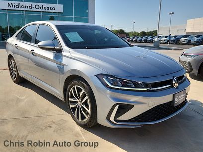 Certified 2025 Volkswagen Jetta SE