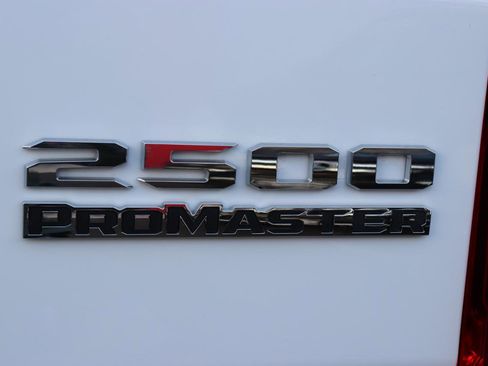 Used 2025 RAM ProMaster 2500 w/ Convenience Group image 51
