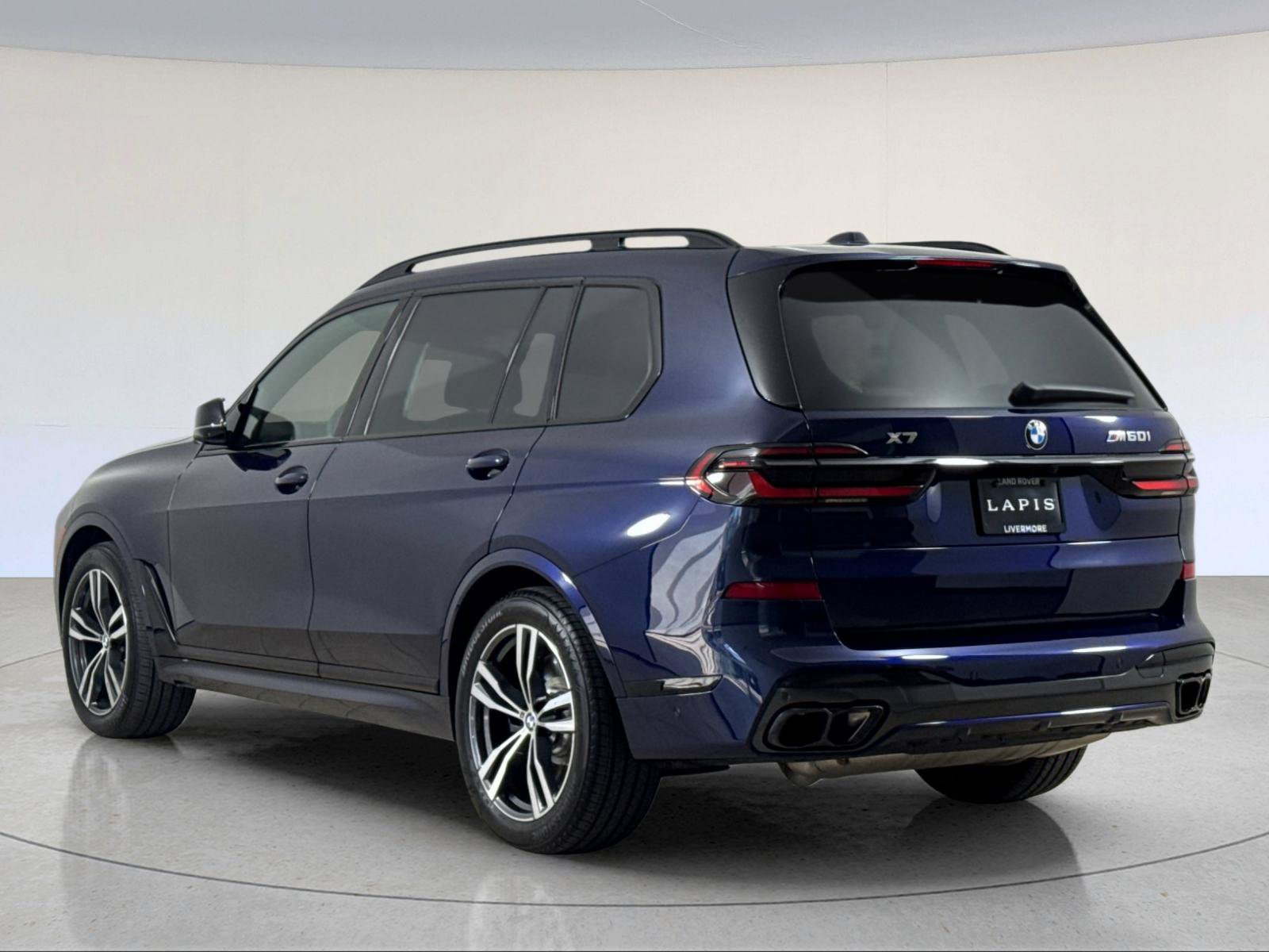 Used 2026 BMW X7 M60i AWD/4WD image 4