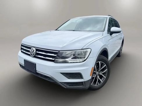 Used 2019 Volkswagen Tiguan SE AWD/4WD image 1