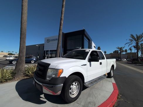 Used 2014 Ford F150 XL w/ Power Equipment Group image 2