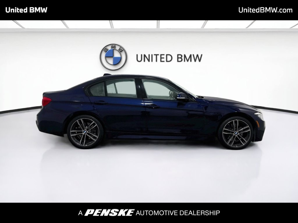 Used 2018 BMW 340i Sedan RWD image 4