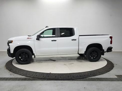 Used 2019 Chevrolet Silverado 1500 LT Trail Boss w/ Convenience Package AWD/4WD image 4