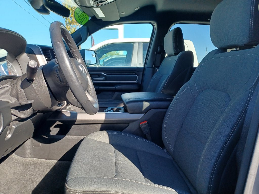 Used 2022 RAM 1500 Big Horn AWD/4WD image 5