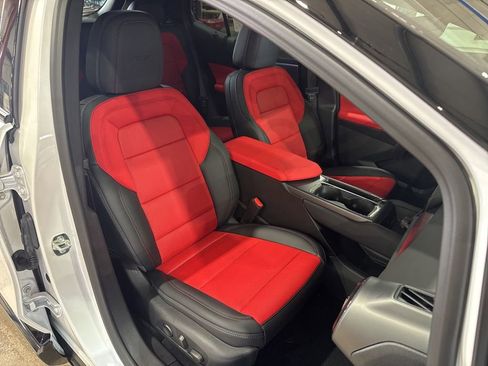 New 2025 Chevrolet Equinox EV RS w/ Convenience Package II image 34