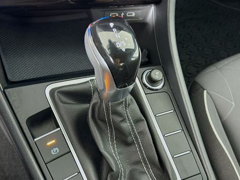 Used 2025 Volkswagen Jetta Sport FWD image 24