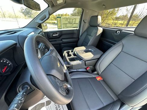 New 2026 Chevrolet Silverado 1500 W/T image 34