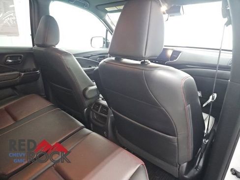 Used 2022 Honda Ridgeline Black Edition image 13