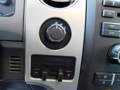 Used 2012 Ford F150 XLT image 28