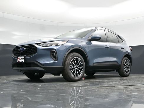 New 2026 Ford Escape SE FWD image 62