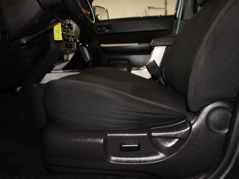 Used 2010 Ford Escape XLT FWD image 22