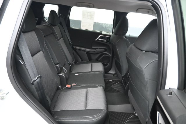 Used 2024 Mitsubishi Outlander ES AWD/4WD image 9