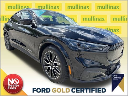 Certified 2025 Ford Mustang Mach-E Premium image 1