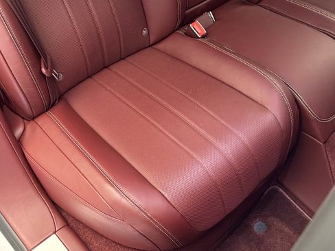 Used 2020 Bentley Flying Spur W12 image 51