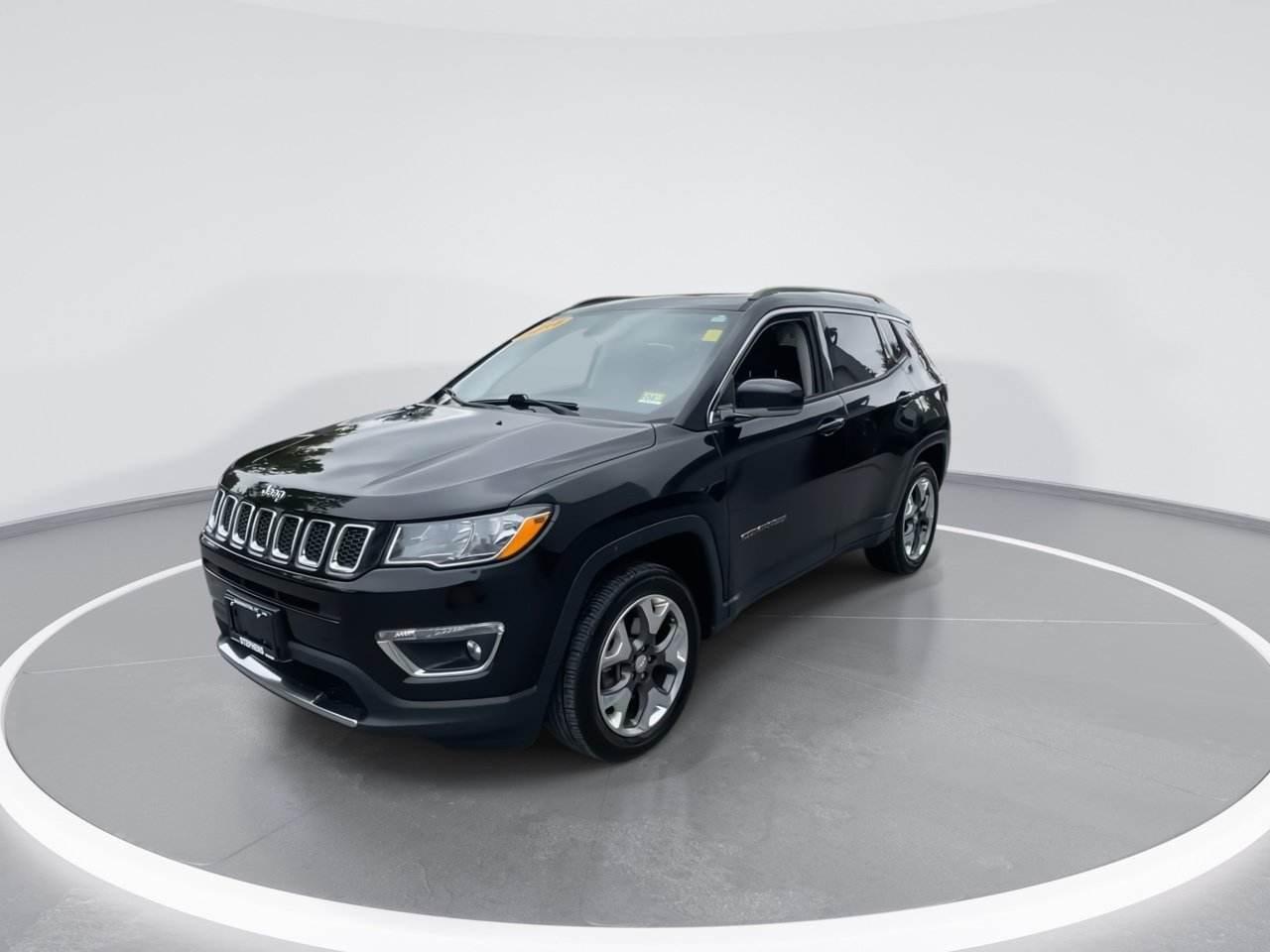 Used 2018 Jeep Compass Limited w/ Navigation Group AWD/4WD image 7