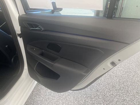 Certified 2024 Volkswagen Golf R w/ MDO Package image 34