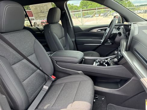 New 2026 Chevrolet Traverse LT image 19