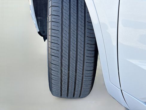 Used 2024 Cadillac XT6 Premium Luxury w/ LPO, Floor Liner Package image 46