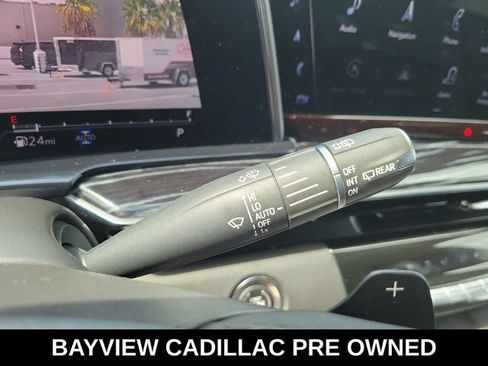 Used 2021 Cadillac Escalade Sport w/ LPO, Illumination Package AWD/4WD image 32