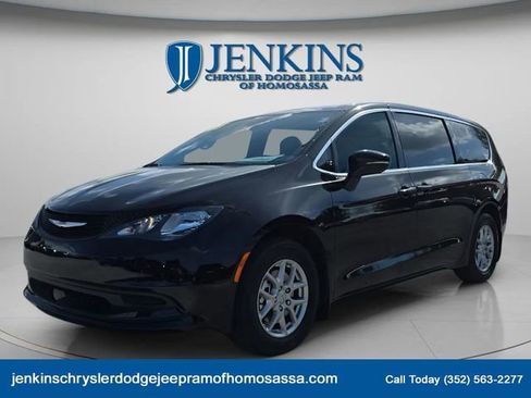 New 2026 Chrysler Voyager LX image 1