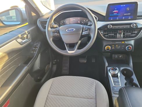 Certified 2021 Ford Escape SE image 13