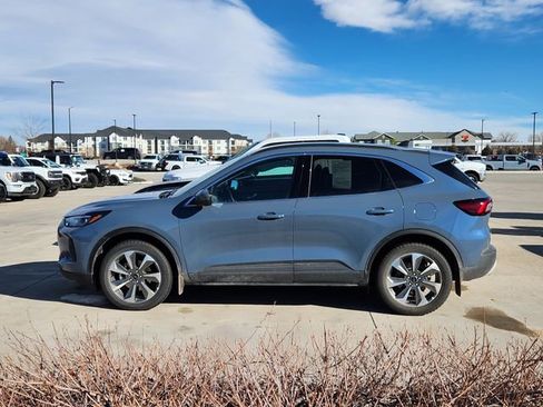 Certified 2024 Ford Escape Platinum w/ Premium Technology Package image 2