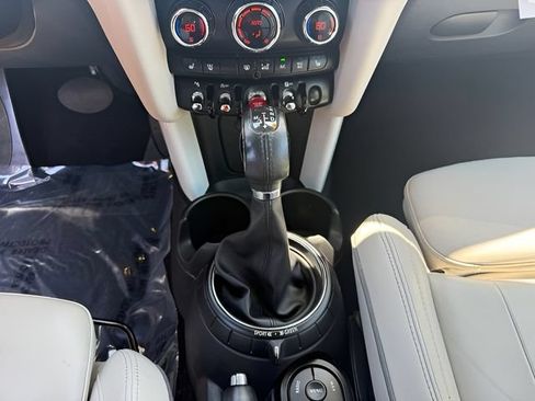 Used 2015 MINI Cooper S FWD image 11