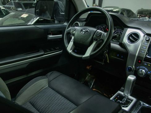 Used 2015 Toyota Tundra SR5 w/ TRD Off Road Package image 33